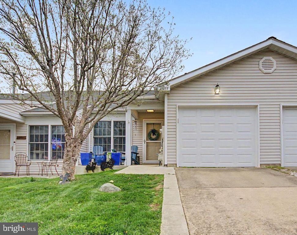 2607 COMPASS DR, Annapolis, MD 21401