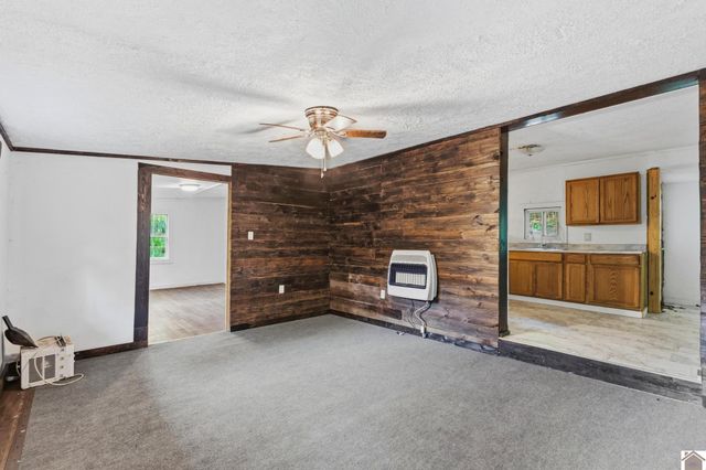 287 Dustin Road, Kuttawa, KY 42055