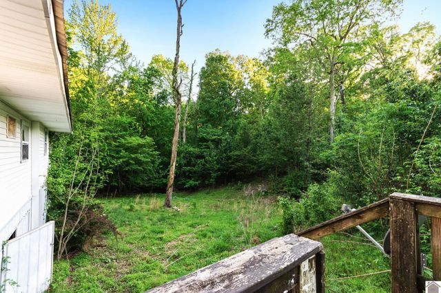 287 Dustin Road, Kuttawa, KY 42055