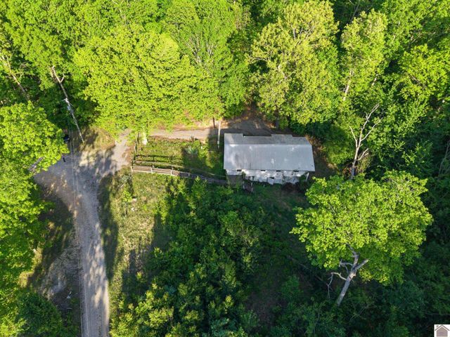287 Dustin Road, Kuttawa, KY 42055