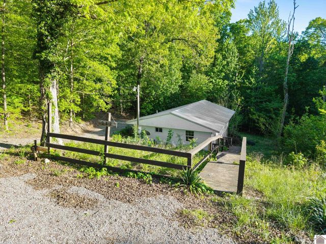 287 Dustin Road, Kuttawa, KY 42055