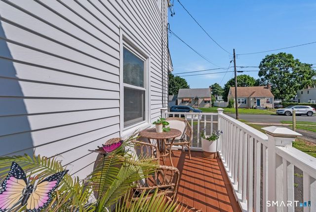 72 Linnmore Drive, Manchester, CT 06040