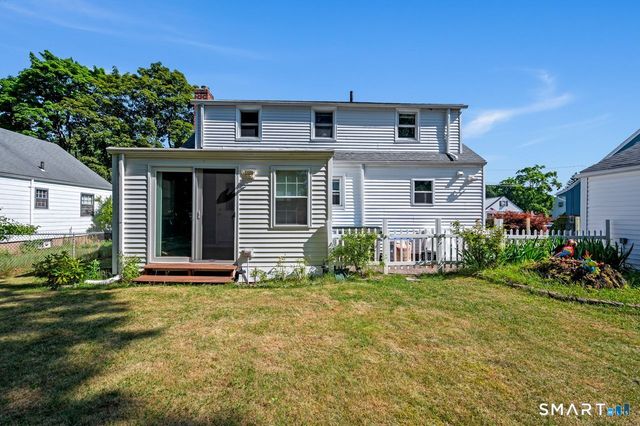 72 Linnmore Drive, Manchester, CT 06040
