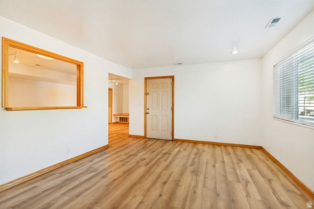 1653 N HICKORY LN, Provo, UT 84604