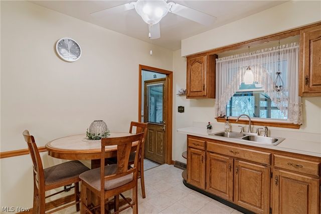 23 Thames Avenue, Bedford, OH 44146