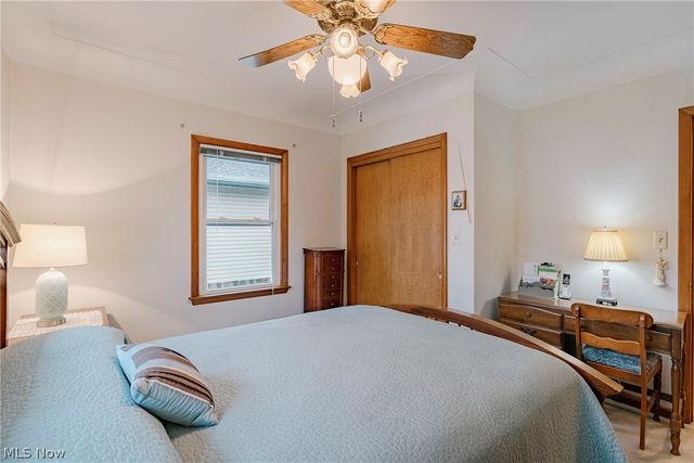 23 Thames Avenue, Bedford, OH 44146