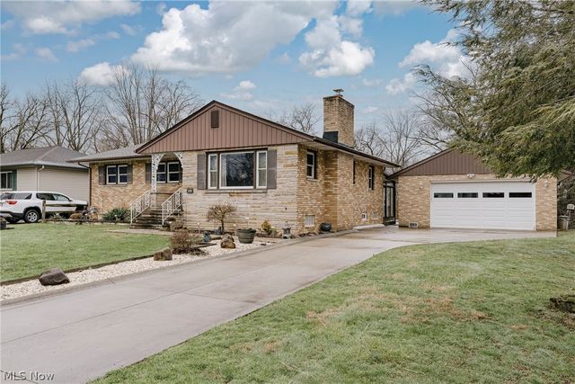 23 Thames Avenue, Bedford, OH 44146