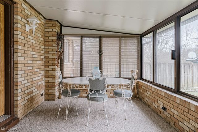 23 Thames Avenue, Bedford, OH 44146