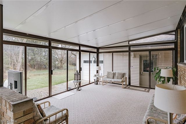 23 Thames Avenue, Bedford, OH 44146