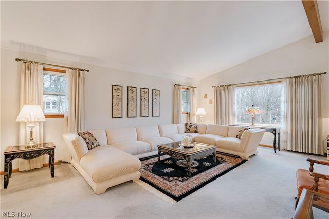 23 Thames Avenue, Bedford, OH 44146