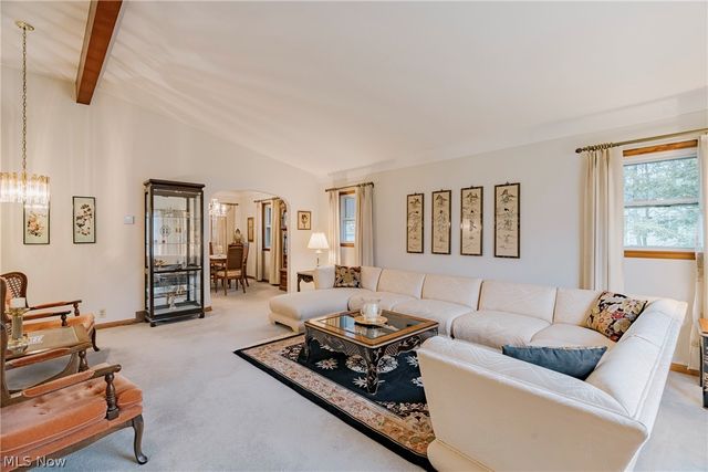 23 Thames Avenue, Bedford, OH 44146