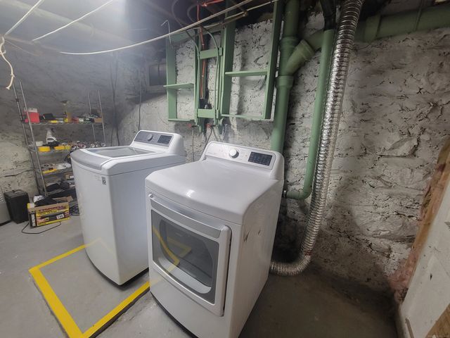 12 Division Street A, Danbury, CT 06810