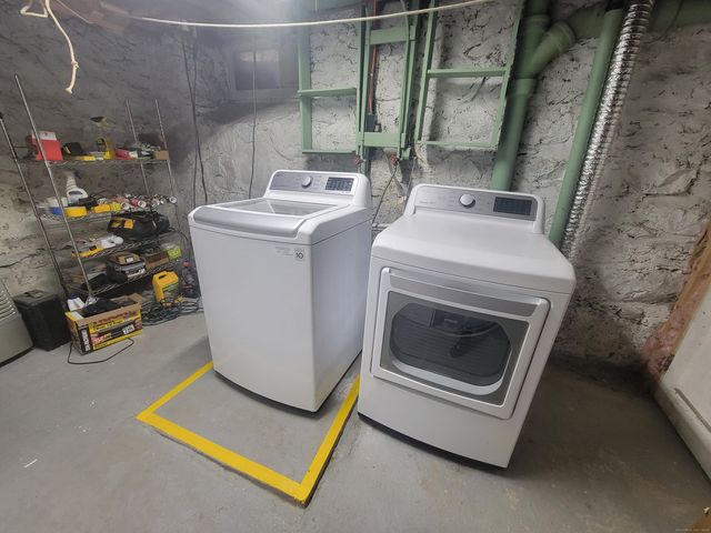 12 Division Street A, Danbury, CT 06810