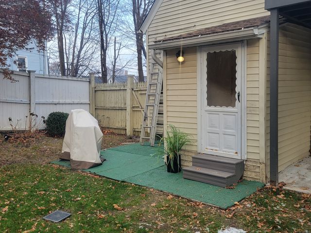 12 Division Street A, Danbury, CT 06810