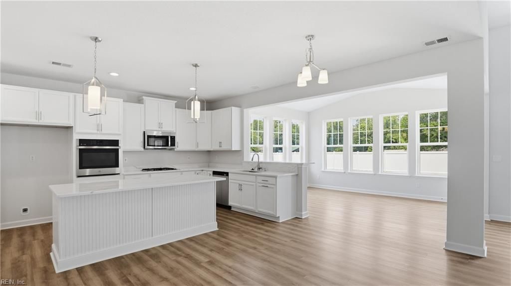 6033 Sam Callis CIR, Suffolk, VA 23435