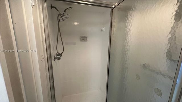 4848 NW 24th Ct 416, Lauderdale Lakes, FL 33313