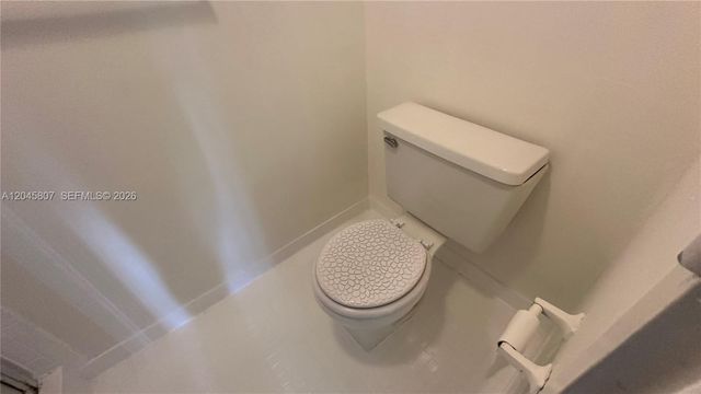 4848 NW 24th Ct 416, Lauderdale Lakes, FL 33313