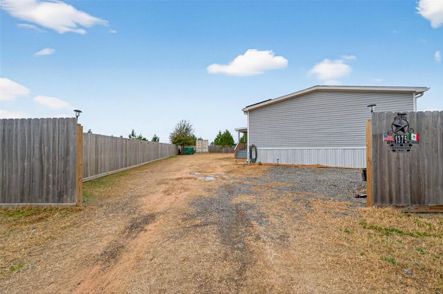 1375 Road 5735, Cleveland, TX 77327