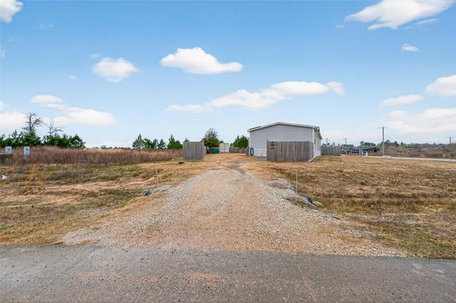 1375 Road 5735, Cleveland, TX 77327