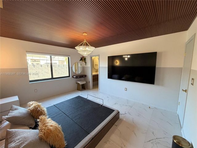 14617 SW 167th Ter, Miami, FL 33177