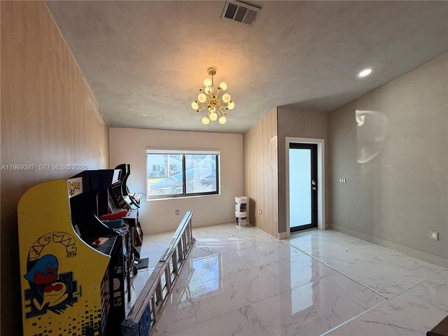 14617 SW 167th Ter, Miami, FL 33177