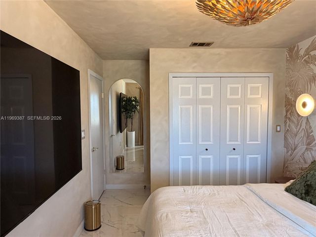 14617 SW 167th Ter, Miami, FL 33177