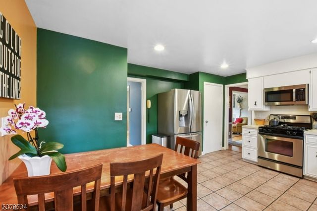 12 Elf Rd, West Orange Twp., NJ 07052