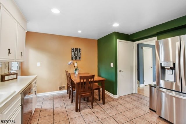 12 Elf Rd, West Orange Twp., NJ 07052