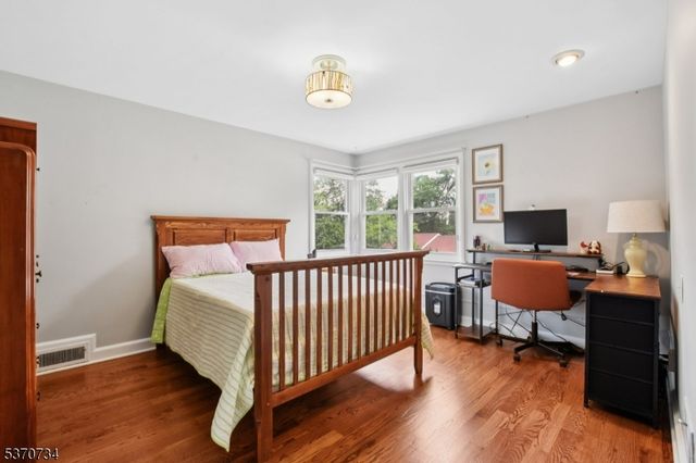 12 Elf Rd, West Orange Twp., NJ 07052
