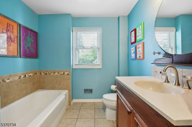 12 Elf Rd, West Orange Twp., NJ 07052