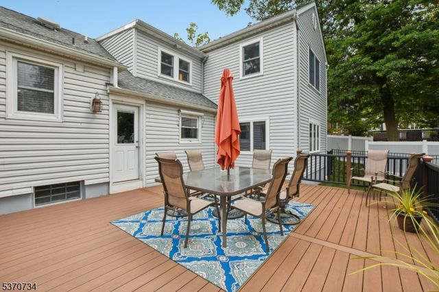 12 Elf Rd, West Orange Twp., NJ 07052
