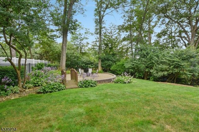 12 Elf Rd, West Orange Twp., NJ 07052