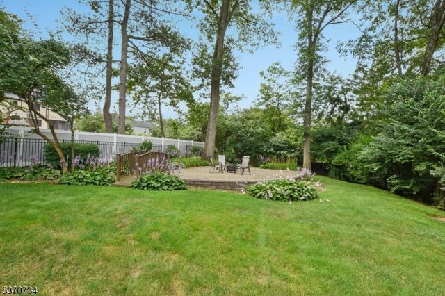 12 Elf Rd, West Orange Twp., NJ 07052