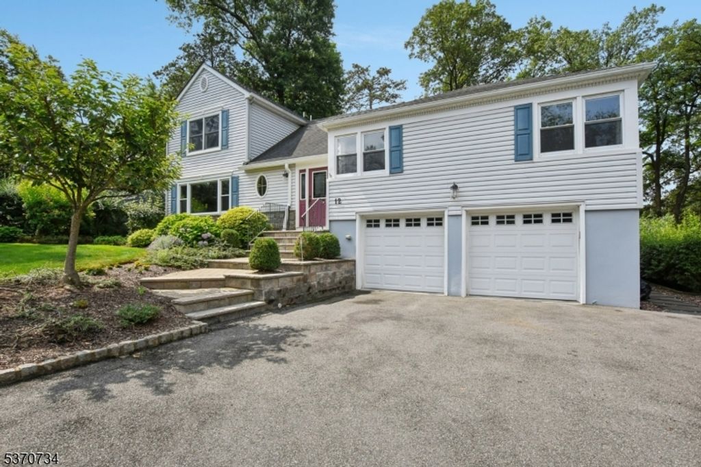 12 Elf Rd, West Orange Twp., NJ 07052