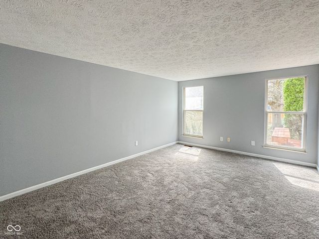 9362 Helmsdale Drive, Indianapolis, IN 46256