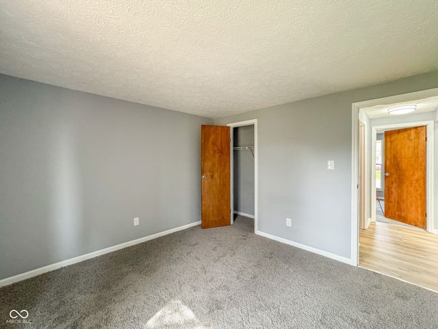 9362 Helmsdale Drive, Indianapolis, IN 46256