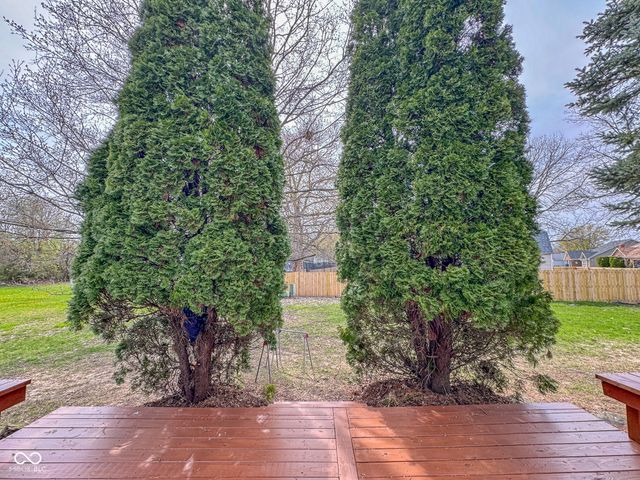 9362 Helmsdale Drive, Indianapolis, IN 46256