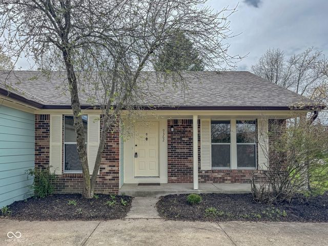 9362 Helmsdale Drive, Indianapolis, IN 46256