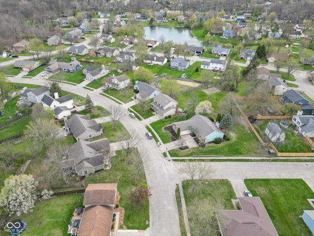 9362 Helmsdale Drive, Indianapolis, IN 46256