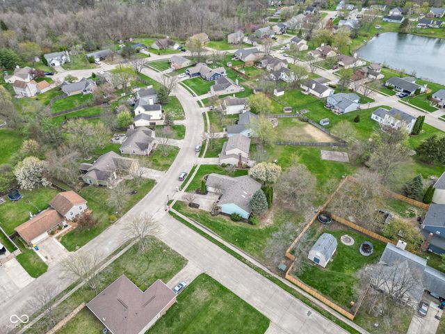 9362 Helmsdale Drive, Indianapolis, IN 46256