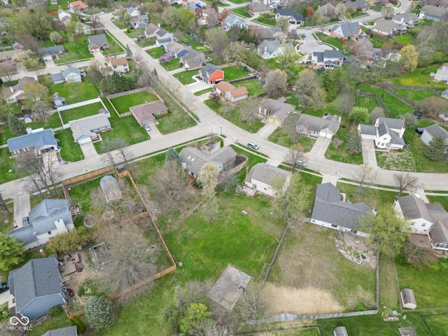 9362 Helmsdale Drive, Indianapolis, IN 46256