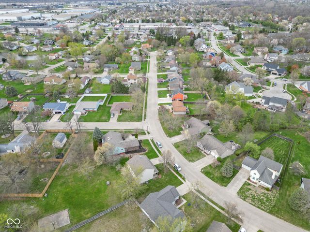 9362 Helmsdale Drive, Indianapolis, IN 46256