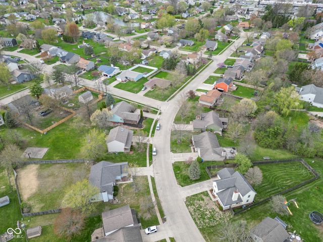 9362 Helmsdale Drive, Indianapolis, IN 46256