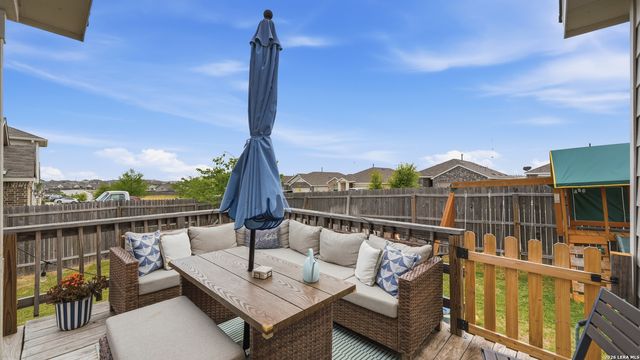 1949 Redstart, New Braunfels, TX 78130