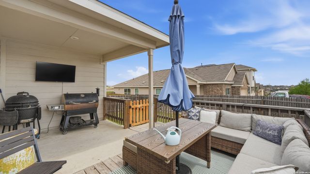 1949 Redstart, New Braunfels, TX 78130