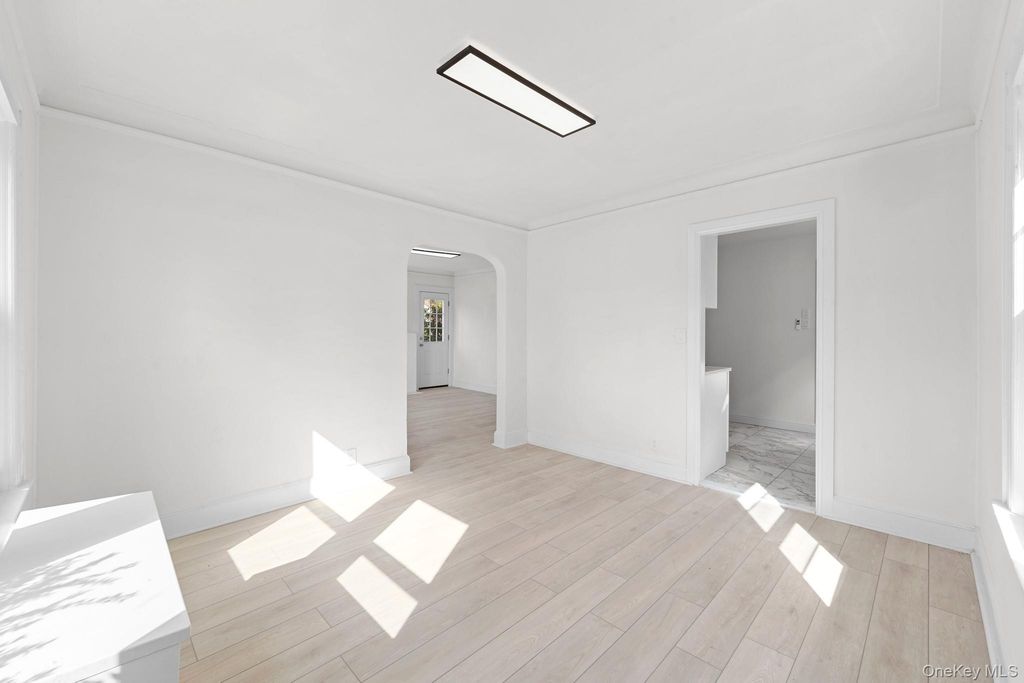 2 Fordham Place, Hempstead, NY 11550 — photo 4