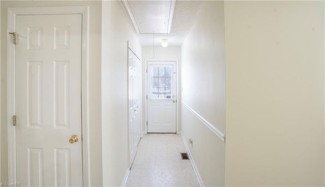 111 Seward Avenue, High Point, NC 27265