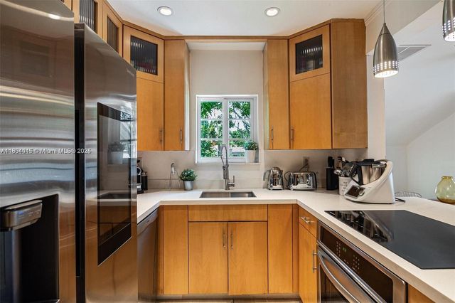 9341 NE 9th Ave, Miami Shores, FL 33138