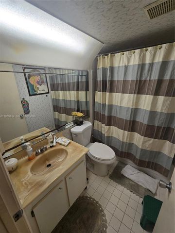 13500 SW 1st St 202U, Pembroke Pines, FL 33027