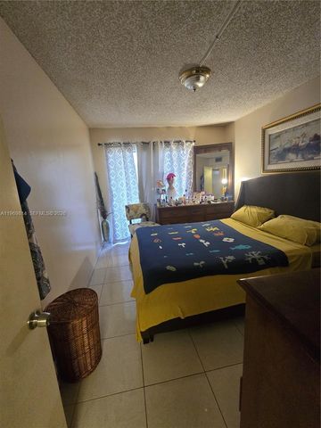 13500 SW 1st St 202U, Pembroke Pines, FL 33027